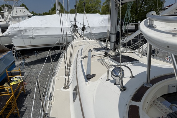 Surreal 47ft Caliber Yacht For Sale