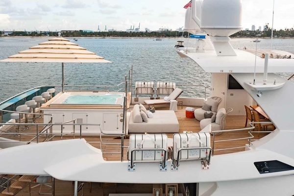 2012 Benetti 132