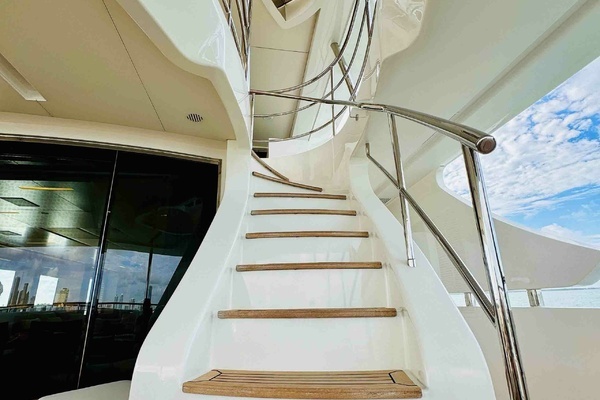 2012 Benetti 132