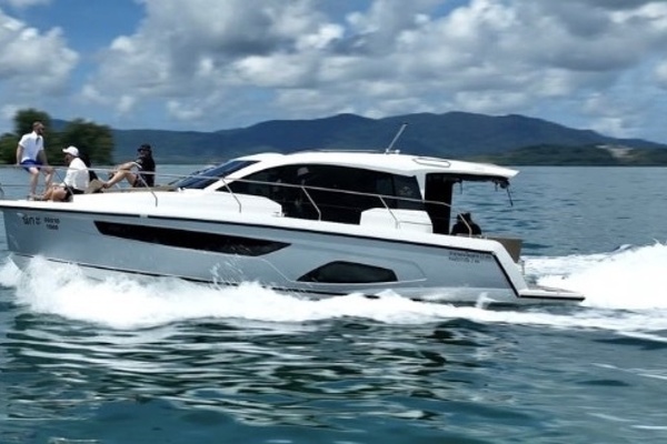 35ft Sealine Yacht For Sale