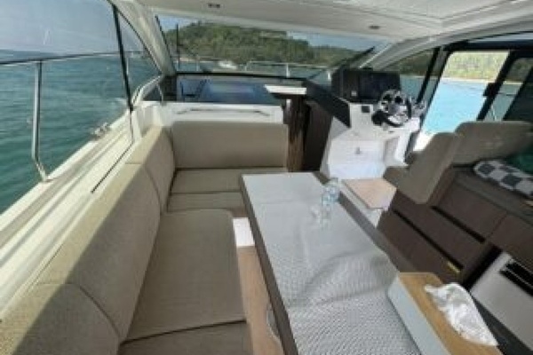 35ft Sealine Yacht For Sale