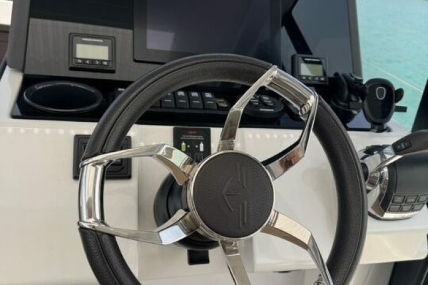 35ft Sealine Yacht For Sale