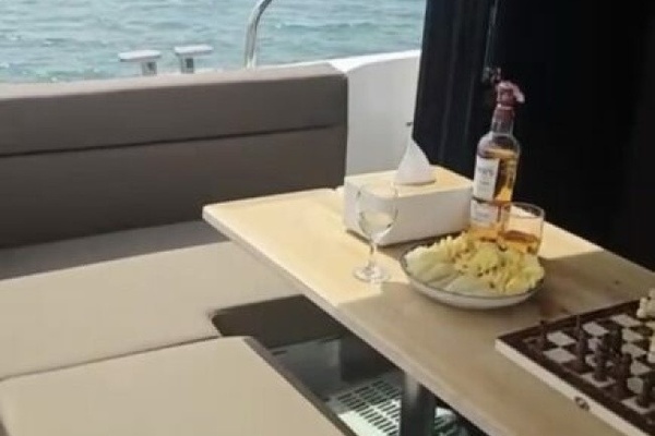 35ft Sealine Yacht For Sale