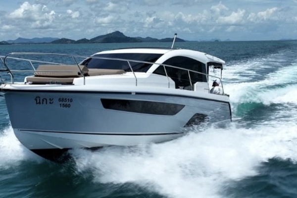 35-ft-Sealine-2023-SC335- PHUKET  Thailand  yacht for sale
