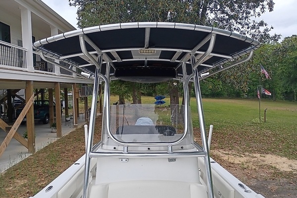 Photo of the 2016 Parker 23SE