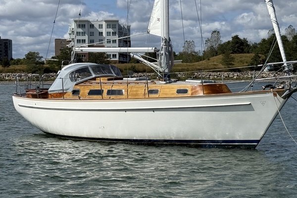 Photo of the 1986 Vindo 45 "CARPE DIEM"