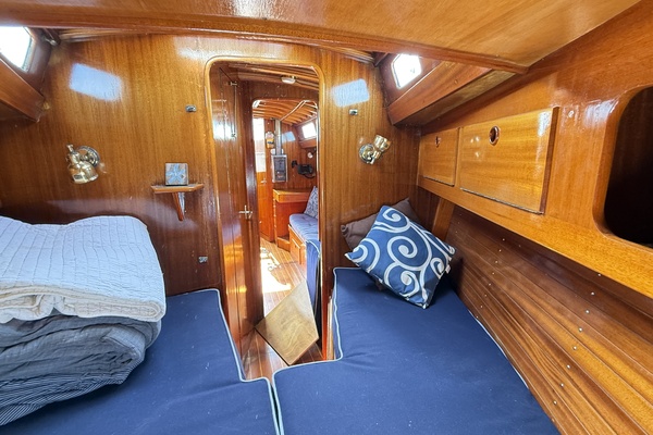 CARPE DIEM 33ft Vindo Yacht For Sale