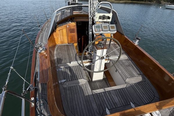 CARPE DIEM 33ft Vindo Yacht For Sale