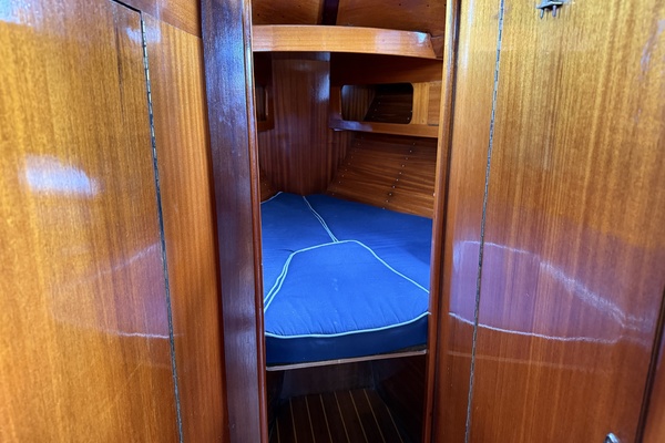 CARPE DIEM 33ft Vindo Yacht For Sale