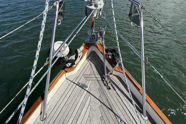 CARPE DIEM 33ft Vindo Yacht For Sale