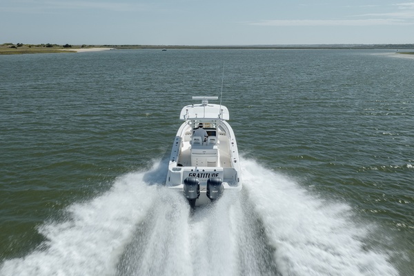 32ft Boston Whaler Yacht For Sale