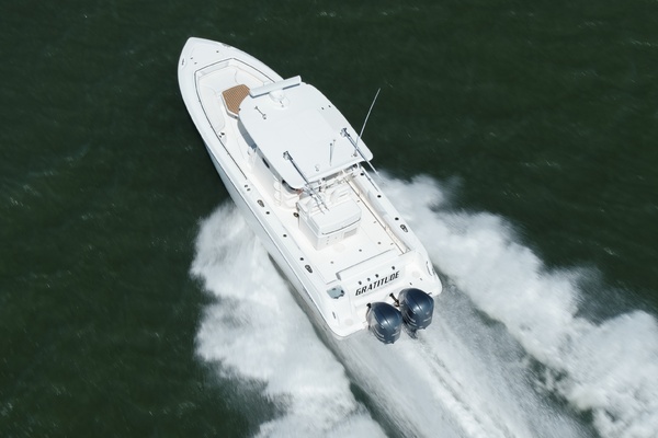 32ft Boston Whaler Yacht For Sale