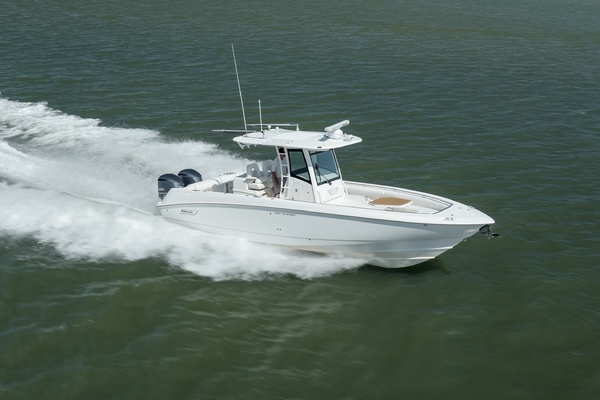 32ft Boston Whaler Yacht For Sale