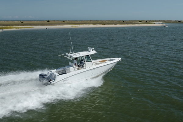 32ft Boston Whaler Yacht For Sale