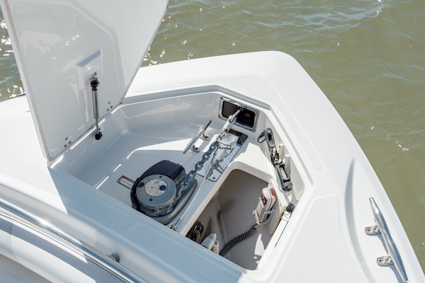 32ft Boston Whaler Yacht For Sale