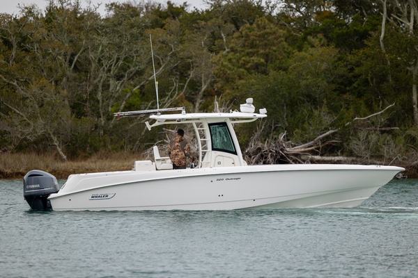 32ft Boston Whaler Yacht For Sale