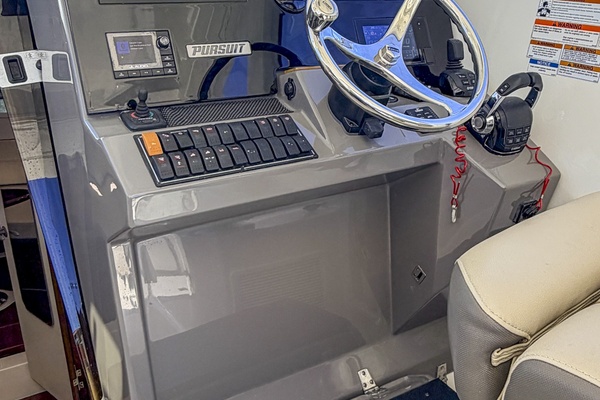 38ft Pursuit Yacht For Sale