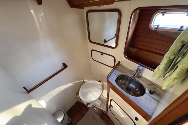 Jade 49ft Taswell Yacht For Sale
