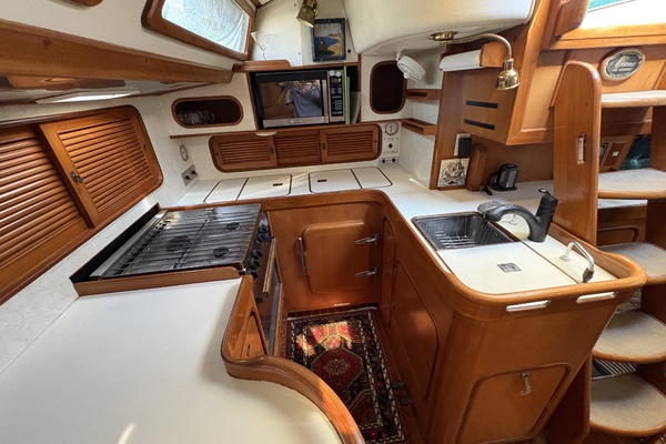 Jade 49ft Taswell Yacht For Sale