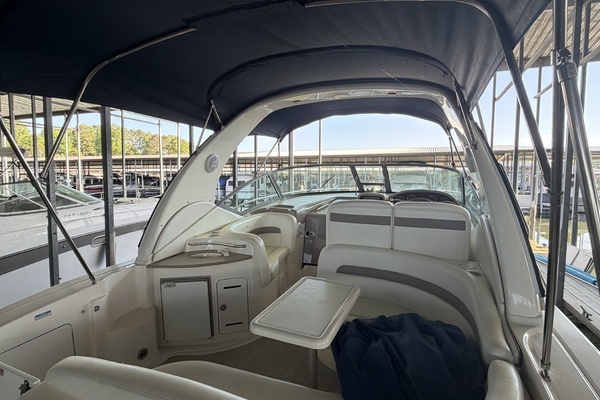 Photo of the 2003 Sea Ray 320 Sundancer