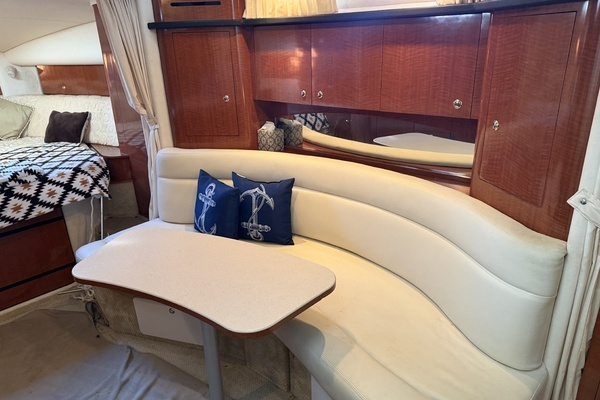 Photo of the 2003 Sea Ray 320 Sundancer