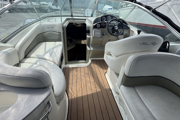 2005 Sea Ray 26