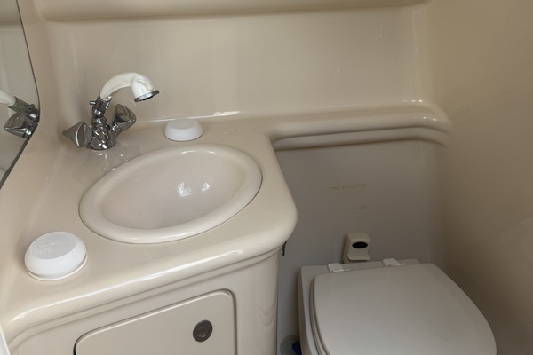 2005 Sea Ray 26
