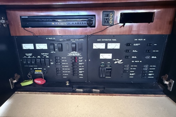 2001 Sea Ray 45