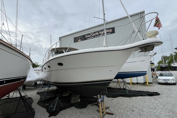 Photo of the 1999 Tiara Yachts 3500 Open "Highlander"