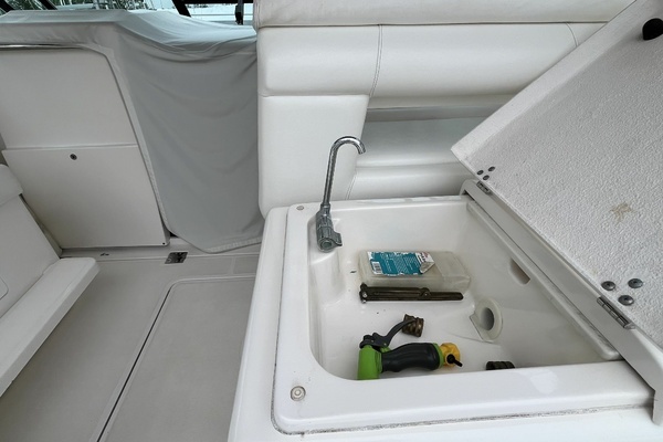 Photo of the 1999 Tiara Yachts 3500 Open "Highlander"