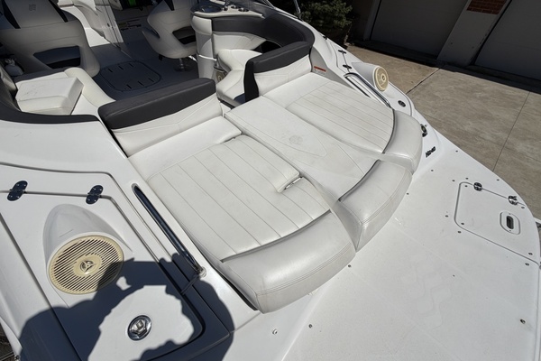 24ft Four Winns Yacht For Sale