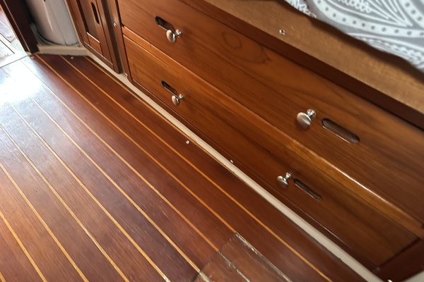 SEA DRAGON 42ft Catalina Yacht For Sale