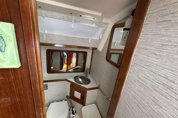 SEA DRAGON 42ft Catalina Yacht For Sale