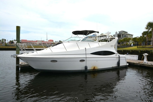 Miss Kitty 35ft Carver Yacht For Sale