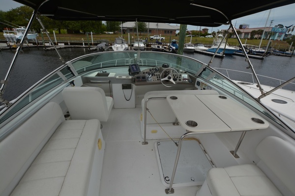 Miss Kitty 35ft Carver Yacht For Sale