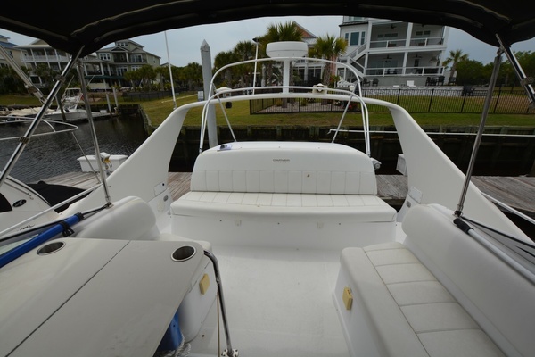 Miss Kitty 35ft Carver Yacht For Sale