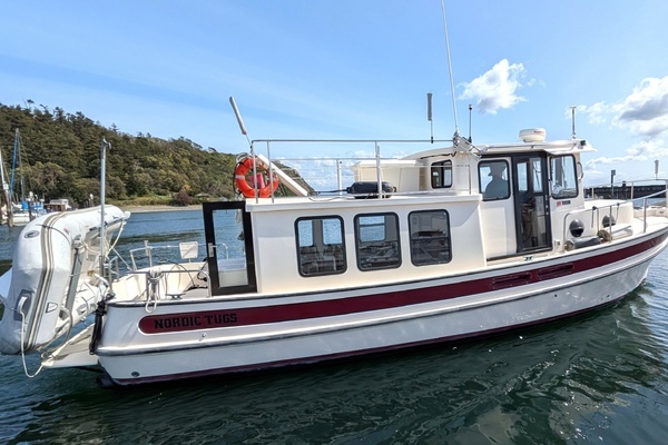 2000 Nordic Tugs 32