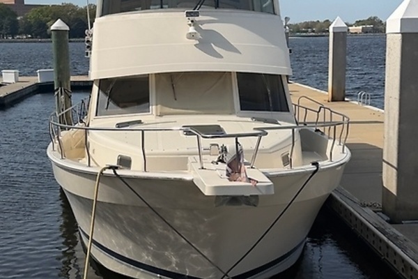 2006 Mainship 43