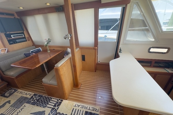 2006 Mainship 43