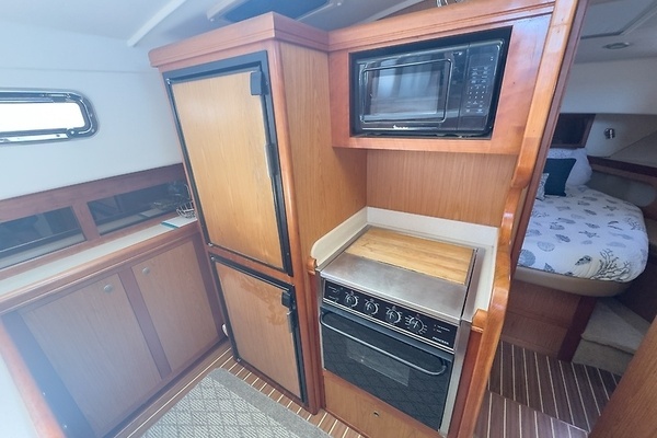 2006 Mainship 43