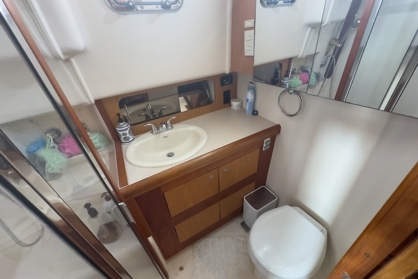 2006 Mainship 43