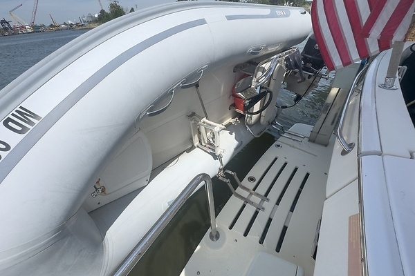 2006 Mainship 43