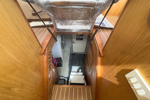 2006 Mainship 43
