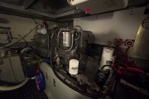 2006 Mainship 43