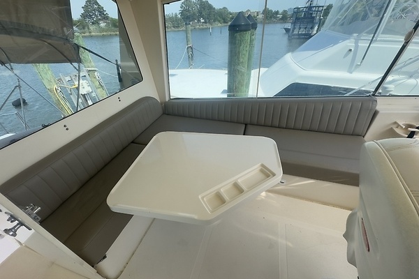 2006 Mainship 43
