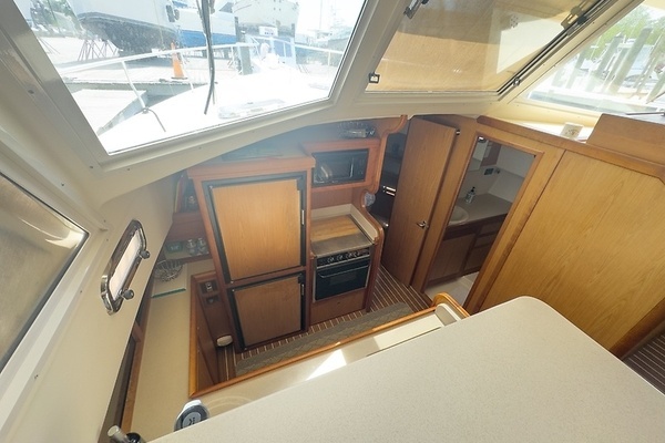 2006 Mainship 43