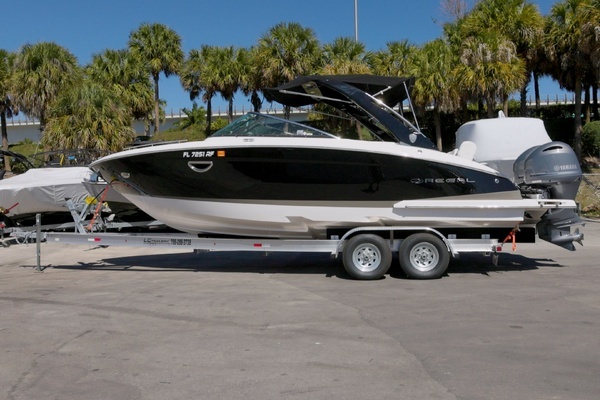 29-ft-Regal-2017-29 OBX- Miami Florida United States  yacht for sale