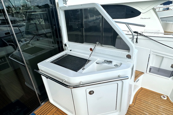 TREASURE X 55ft Azimut Yacht For Sale