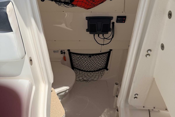 30ft Robalo Yacht For Sale
