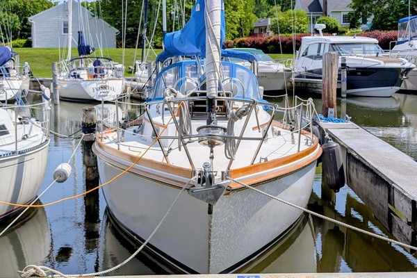Wilemar 35ft Bristol Yacht For Sale